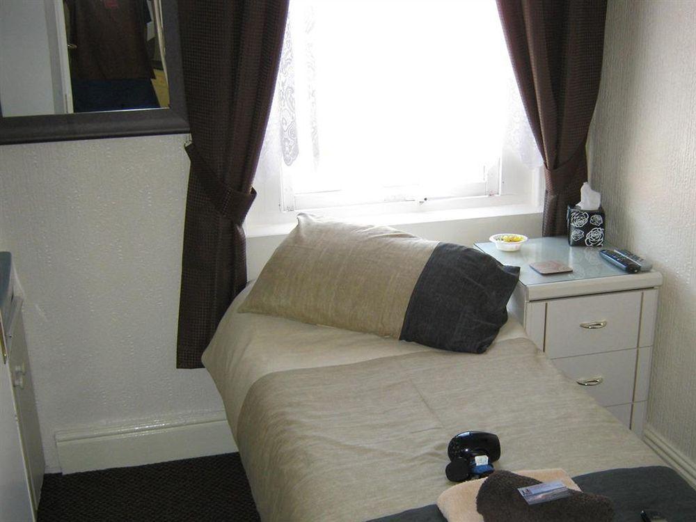 Gordene Blackpool